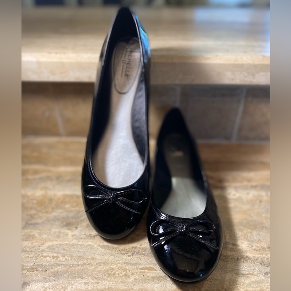 Michelle D Shoes Michelle D Patent Leather Ballet Flats Poshmark